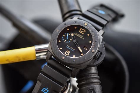 panerai luminor submersible pam 025|panerai luminor submersible 1950 carbotech.